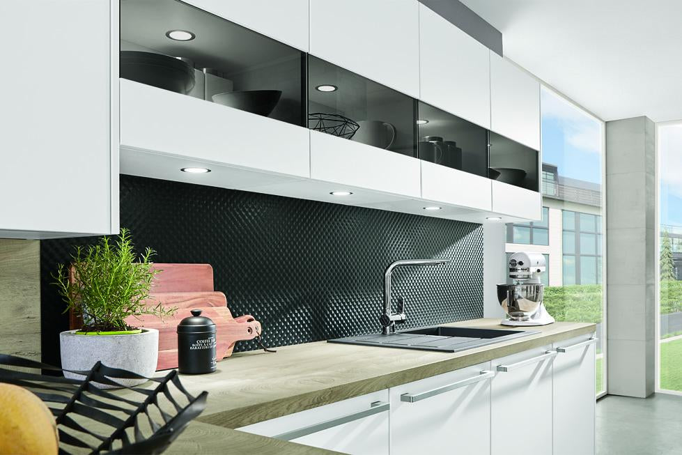 nobilia Küche Dessau-Roßlau 240 cm Abverkauf Beton Schiefergrau mit Elektrogeräten nobilia - topshousehelf.com