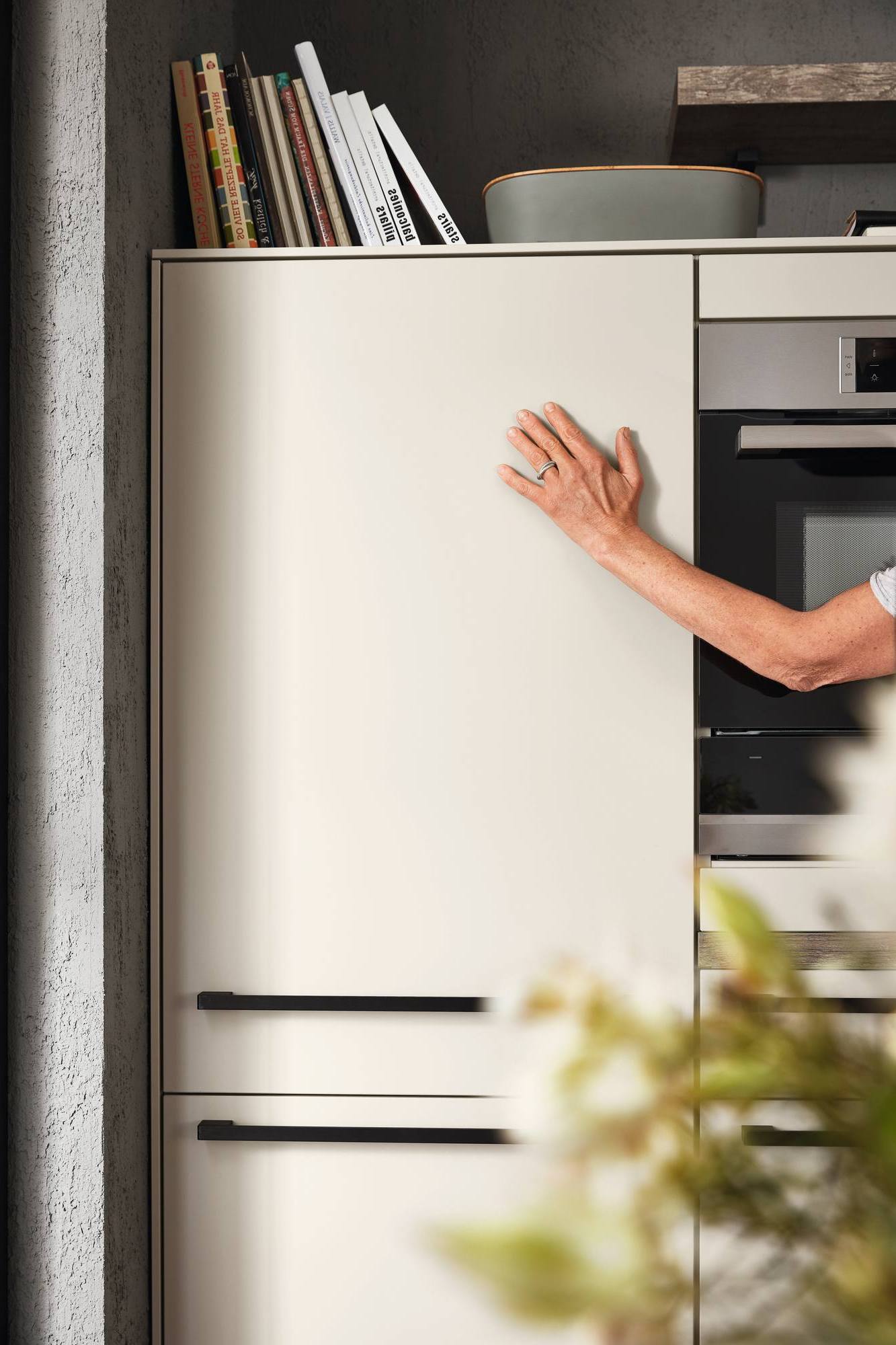 nobilia-Kuechenzeile-nobilia-Kueche-Easytouch-top-shelf (3)