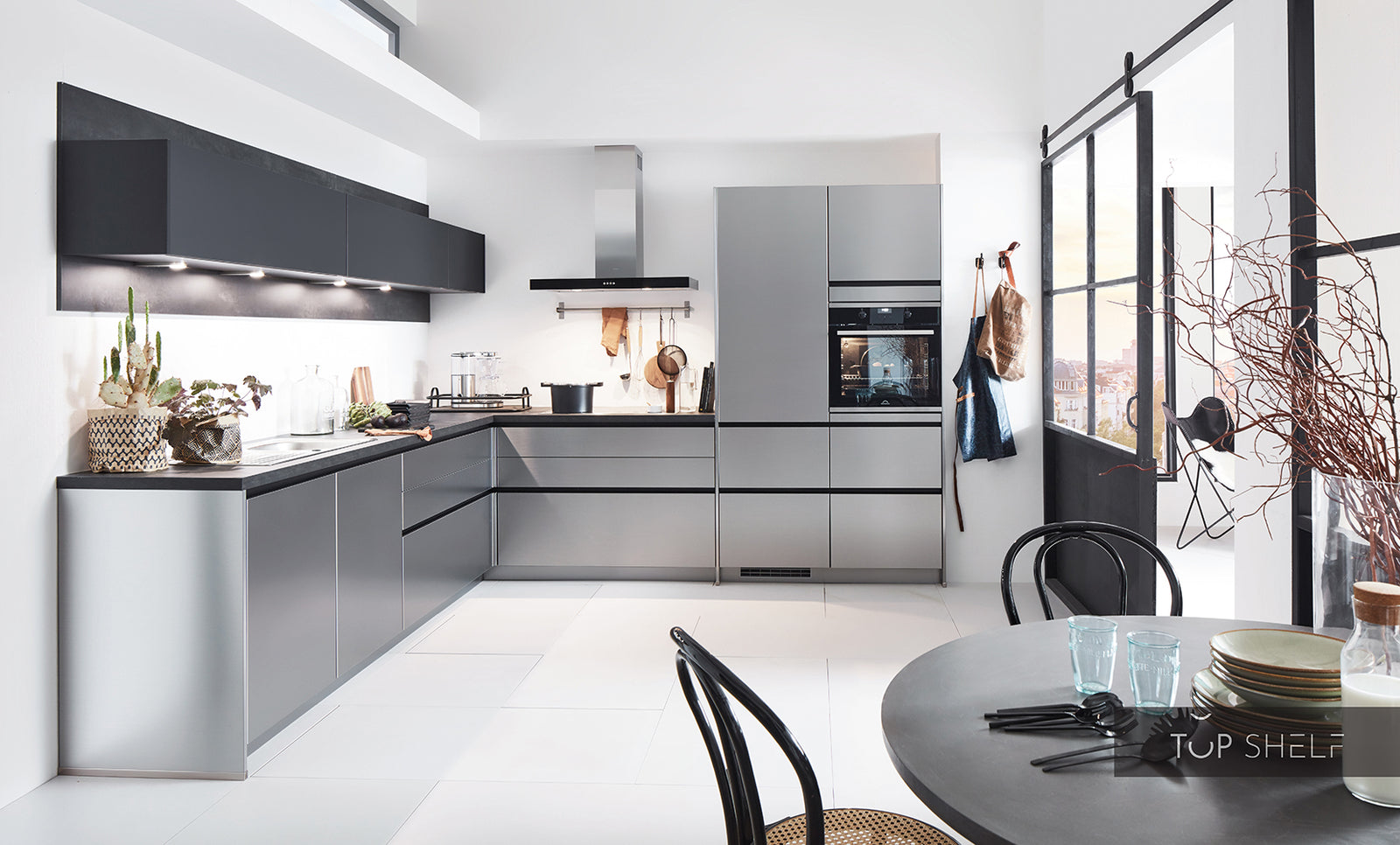 nobilia-Winkelkueche-Inox-Lacklaminat-Stahl-gebuerstet-Nachbildung